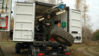 Фото-3 Майстерня для обслуговування та ремонту коліс з Run-Flat вставками